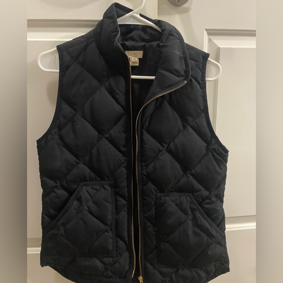 J. Crew Women's Black Quilted Vest - Picture 1 of 3